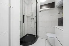 Spacious Apartment Close to Warsaw for 5 people by Noclegi Renters - Image 2