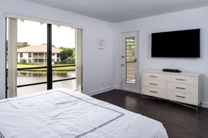 Nouvelle résidence nationale 3BR de la PGA avec superbe parcours de golf et vue sur l'eau - Image 4