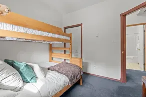 Silver Star Mountain Resort getaway. 6 sovplatser - Image 4
