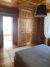 90sqm warm and cozy overlooking the square of Isolaccia.5 min from Bormio - Image 5
