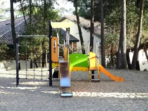 Strand 200 m entfernt! Komfort, privates WLAN, Bettwäsche, Schwimmbad, Terrasse, Garten, Parkplatz - Image 2