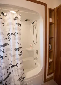 Oceanfront Suite with Hot Tub - Image 3