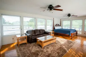 GilligansIslandResort.com White Lake Waterfront Cottage Pier w/boat access pool - Image 3