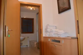 Remarkable 1-Bed Apartment in Kindsbach - Image 4
