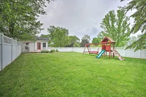 Beautiful Irish Hills Farmhouse w/ Fire Pit! - Image 3