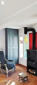 Large Artist's House with Terrace / Bright, warm and calm! - Image 2