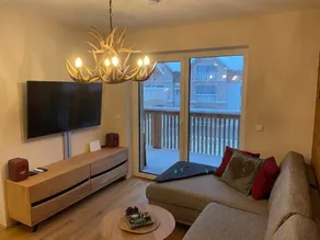 Ferienwohnung 'Tauplitzrausch Lodge' mit Bergblick, Gemeinschaftsgarten und Wi-Fi - Image 4