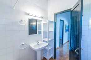 Beautiful Holiday Home in Residential Complex with Pool, Wi-Fi, Terrace and Lawn - Image 2