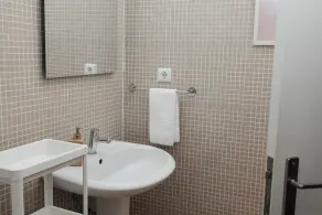 Júlio de Matos Guest House - Image 4