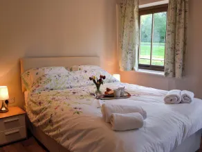 2 Schlafzimmer Unterkunft in Whatlington, near Battle - Image 4