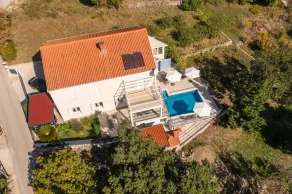 Villa Mambo - Ferienhaus mit 3 Schlafzimmern, Terrasse und Meerblick - Image 4