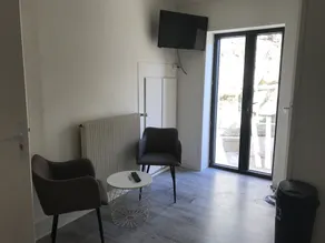 Appartement 4 personnes, 1 chambre, terrasse, Wifi, proche du centre - Image 2