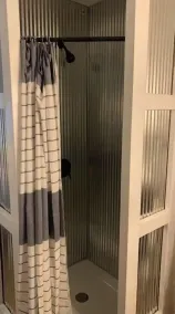 Gina's House - Image 2