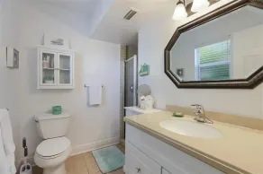 Island Haven home - Image 3