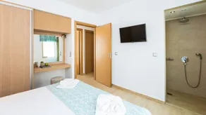 Sugar Premium Villa - Image 4