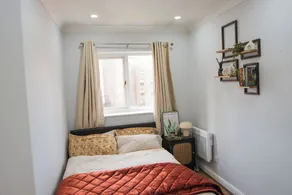 Sienna Haven 2 BED 1 BATH - NETFLIX - FREE PARKING - Image 4
