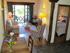 Richard and Suzanne Aparment cozy with an incredible views, quiet Valley. - Image 3