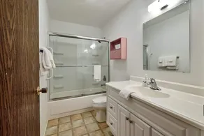 Ground Floor Pet-Friendly Condo Ocean View - Image 2