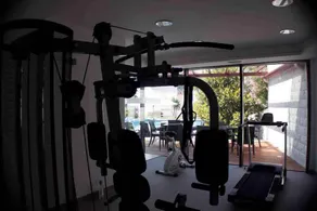Holiday apartment with garden and air conditioning and pool - Image 3