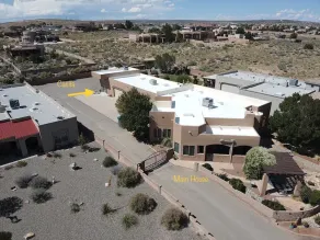 Kelly’s Casita with gated off road parking.  Private, quiet, clean, comfortable. - Image 4