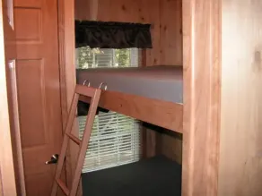 Newer Deluxe Cottage,  Bon Echo Park  - Image 4