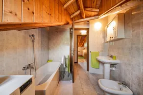 Apartment 'Mansarda Fra Monte E Lago' with Mountain View, Shared Terrace and Wi-Fi - Image 5