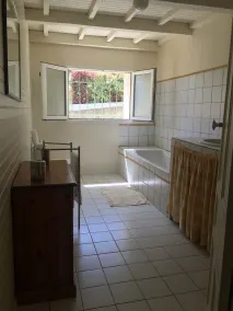 Mas mit schönem Garten und privatem Pool, der von nahem Montpellier geschützt wird - Image 4