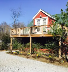 Private Getaway with Amazing Mountain Views! Great for couples, writers, friends - Image 4
