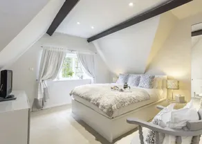 A 5* Star Award winning Cotswold Cottage dating from 1670, with Eco credentials - Image 5