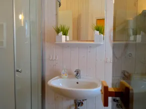 Lodge accogliente su una collina con Schleiblick | Sauna | Camino | Wi-Fi gratuito - Image 4