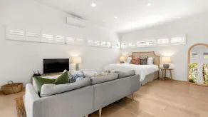 Studio By The Bay - Image 3