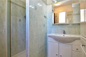 Maison de vacances10 pers piscine au calme 4 Etoiles - Image 4