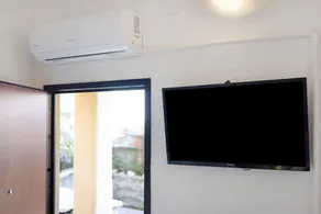Il Gattino di Sanremo 2 with Shared Terrace, Wi-Fi, and Air Conditioning - Image 2