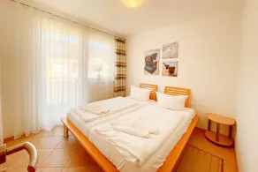 \"Experience unforgettable days in the Ostseeblick vacation apartment!\" - - Image 5