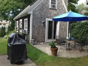 Charming 1 Bedroom Cottage Close To Beautiful Craigville Beach - Image 5