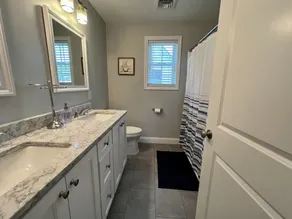 The Cottage in Bonnet Shores Private Beach Community  - Image 4