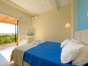 Apatament Nissaki Suite Artemis for 4 persons, with sea view in Corfu. - Image 3