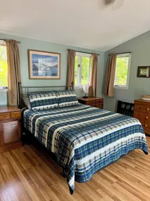 Seven Oaks — Lakefront Cottage on Owasco Lake — Large Beach with Stunning Views - Image 5