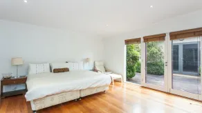 The Grove - Perfect Beach House - Image 4