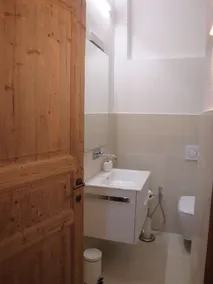 Chambre double avec salle de bain privée, dans un B&B entre Lessinia et Valpolicella - Image 2