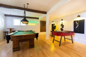 Lakefront Luxury Muskoka Cottage | Hot Tub, Bunk House & Games Room - Image 2