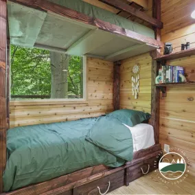 Rustic Treehouse Oasis in Hocking  Hills --Adventure Awaits - Image 5