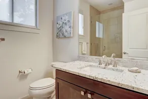 Family & dog friendly luxury waterfront home with pool, hot-tub and boat dock - Image 2