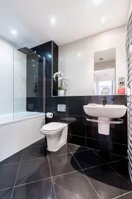 Lovely Stylish 2 bedroom serviced apartment in Sheffield FREE WiFi - Image 3