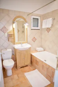 Neapoli Beach Retreat - 4 bed, 4.5 bath Custom Home! Steps to the Sandy Beach! - Image 3