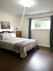  Tracktown & Duck fans enjoy! Sleeps 6, Spacious 1600sq ft + private yard! - Image 5