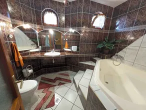 Holiday apartment with children's playground and pool - Image 4