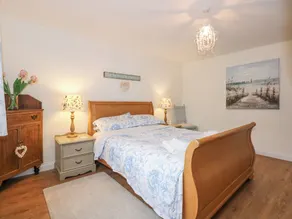 Bramley Cottage - Image 5