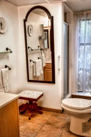 Jardin Appartement Situé dans un magnifique vieille maison victorienne - Image 2