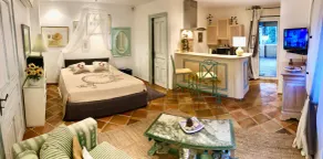 STUDIO FULL MED CHARM 28m2 terrasse 22m2 PANORAMA SEA / MASSIF OF ESTEREL - Image 3